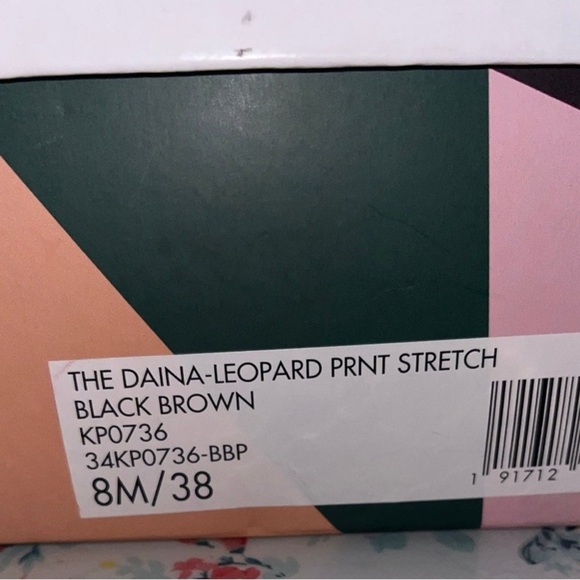 Katy Perry The Daina Leopard Stretch Boot 6.5 NWT - Picture 2 of 3